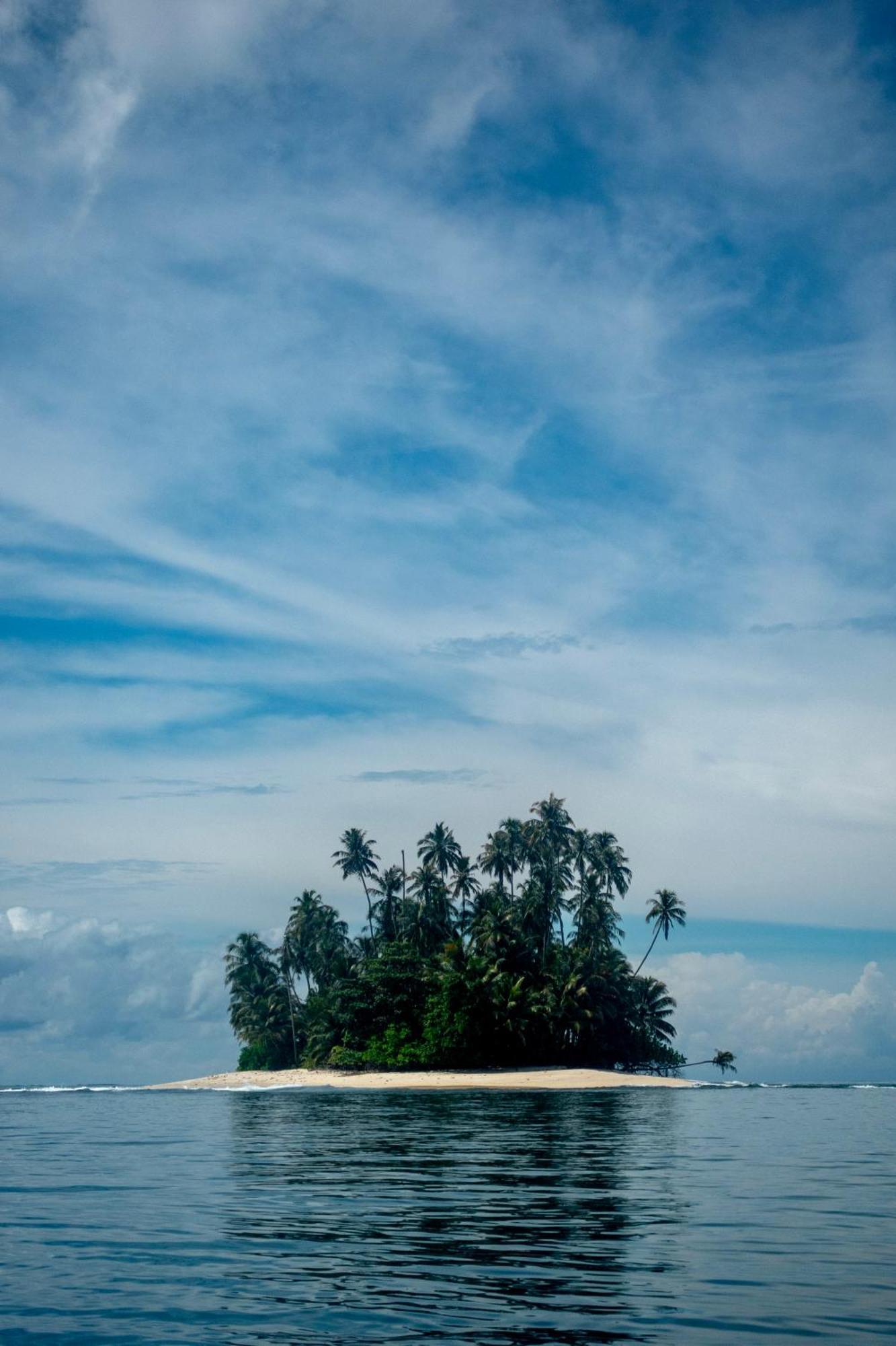 Ira Bungalows Pulau Banyak Alaban Exterior foto