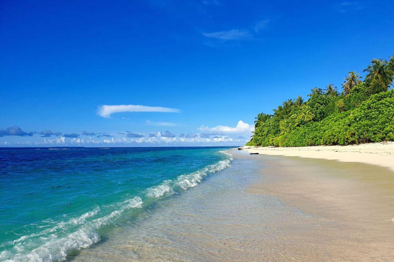 Ira Bungalows Pulau Banyak Alaban Exterior foto